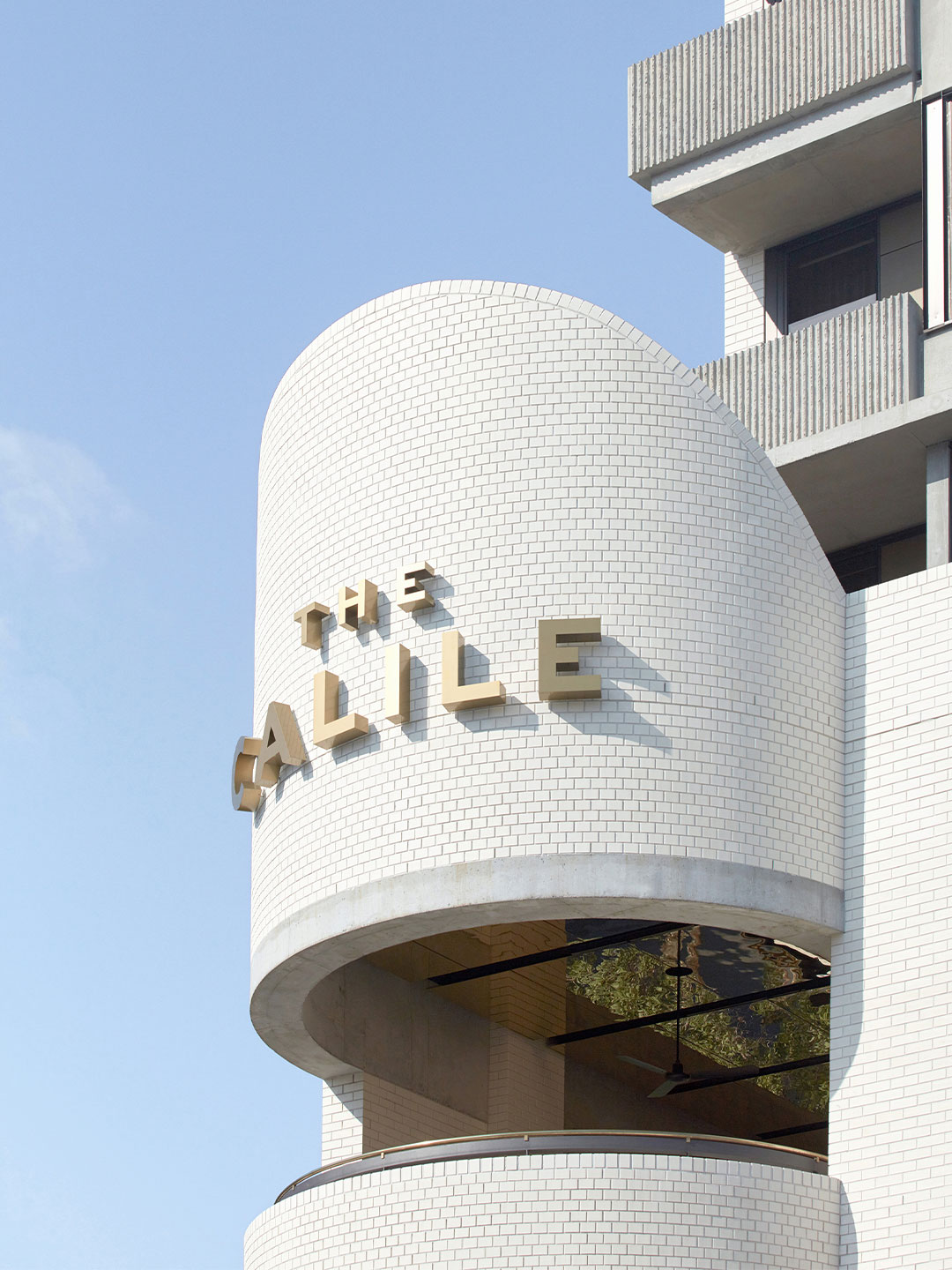 Calile Hotel by Richards and Spence