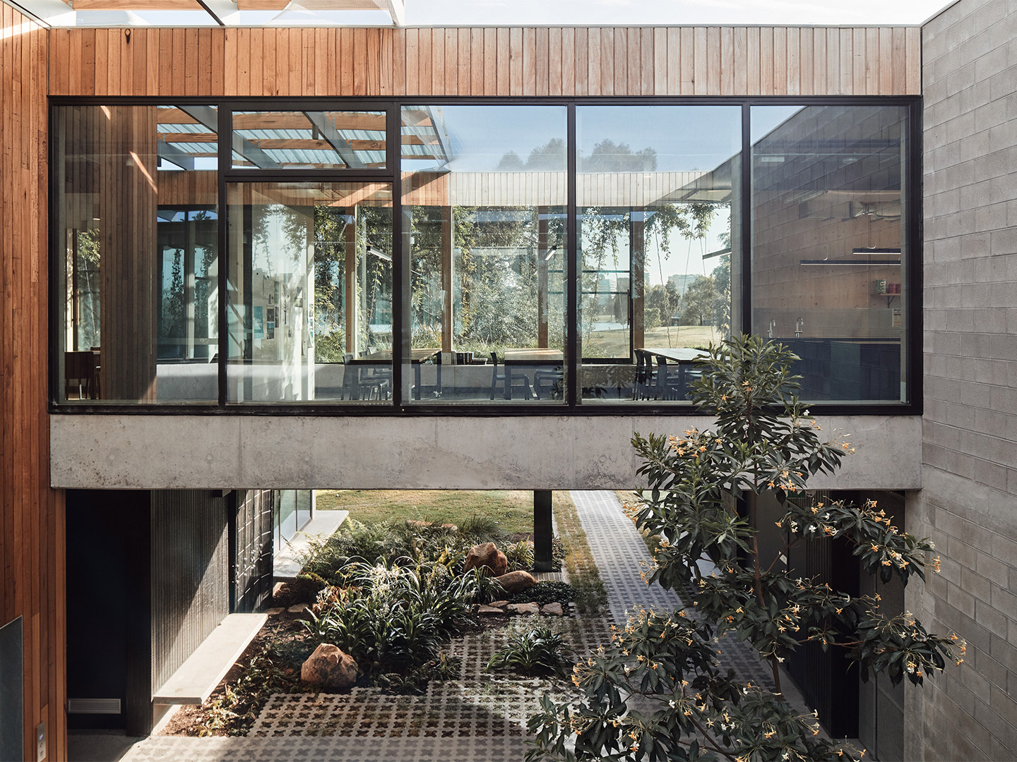 The best garden and landscaping ideas of 2021 have been revealed by the Australian Institute of Landscape Architects. 