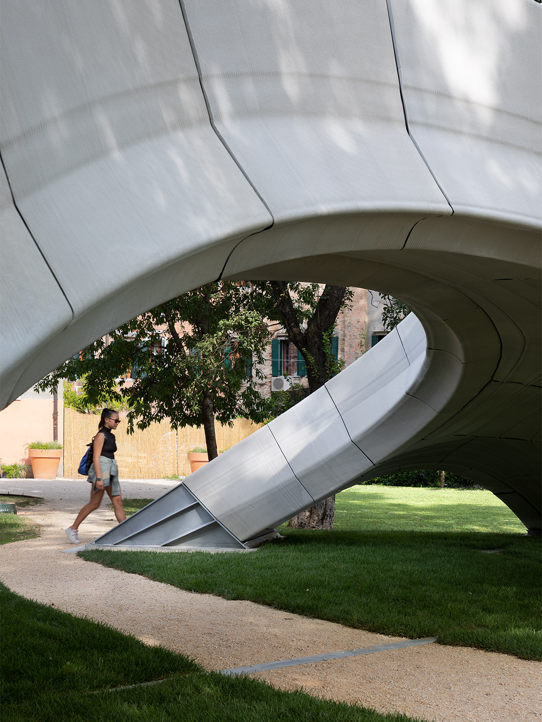 2021 Venice Biennale debut: Zaha Hadid Architects joined a cast of collaborators to create the innovative Striatus concrete-printed bridge. 